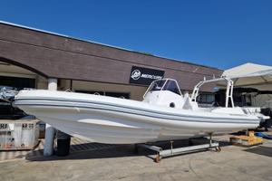 GOMMONE HEAVEN 30 MERCURY V6 2 X 200 HP