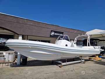 GOMMONE HEAVEN 30 MERCURY V6 2 X 200 HP