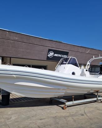 GOMMONE HEAVEN 30 MERCURY V6 2 X 200 HP