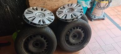 Gomme 205 55 R16