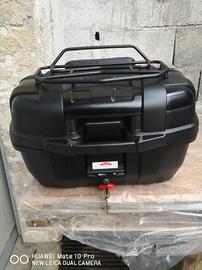 Top case Givi Trekker 52litri con portapacchi 
