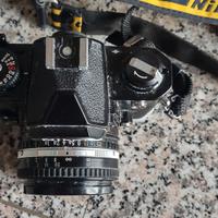 Macchina fotografica reflex Nikon 