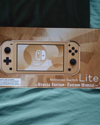 Nintendo Switch Lite Hyrule Edition