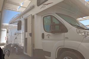 Camper mansardato