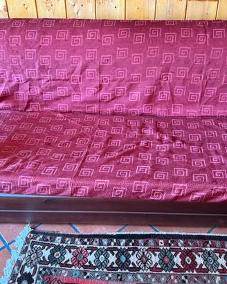 Divano letto, struttura in legno massello