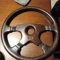 volante in legno momo