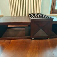 Tavolino con vassoio scorrevole 