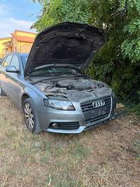 Audi a4 2.0 tdi 177 cavalli SOLO PER RICAMBI