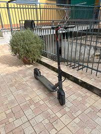 Monopattino elettrico mod xiaomi