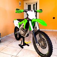 Kawasaki cross kxf 250