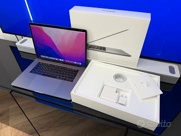 MacBook Pro 15” (2016) – Condizioni eccellenti
