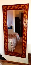 Specchio etnico in legno