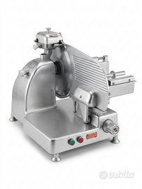 Affettatrice professionale per carne