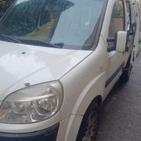 FIAT DOBLO PER TRASPORTO DOSABILI 