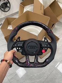 Volante in carbonio per Audi