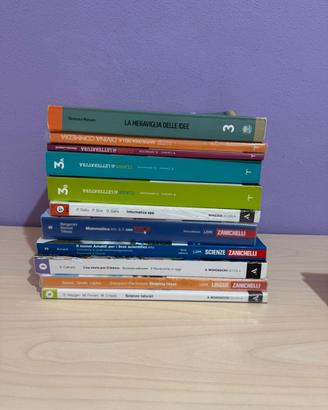Libri scolastici- liceo scientifico 5^ superiore