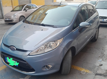 Ford fiesta 2010