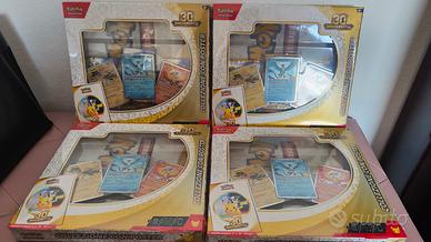 4 Pz Pokemon 30th collezione con poster