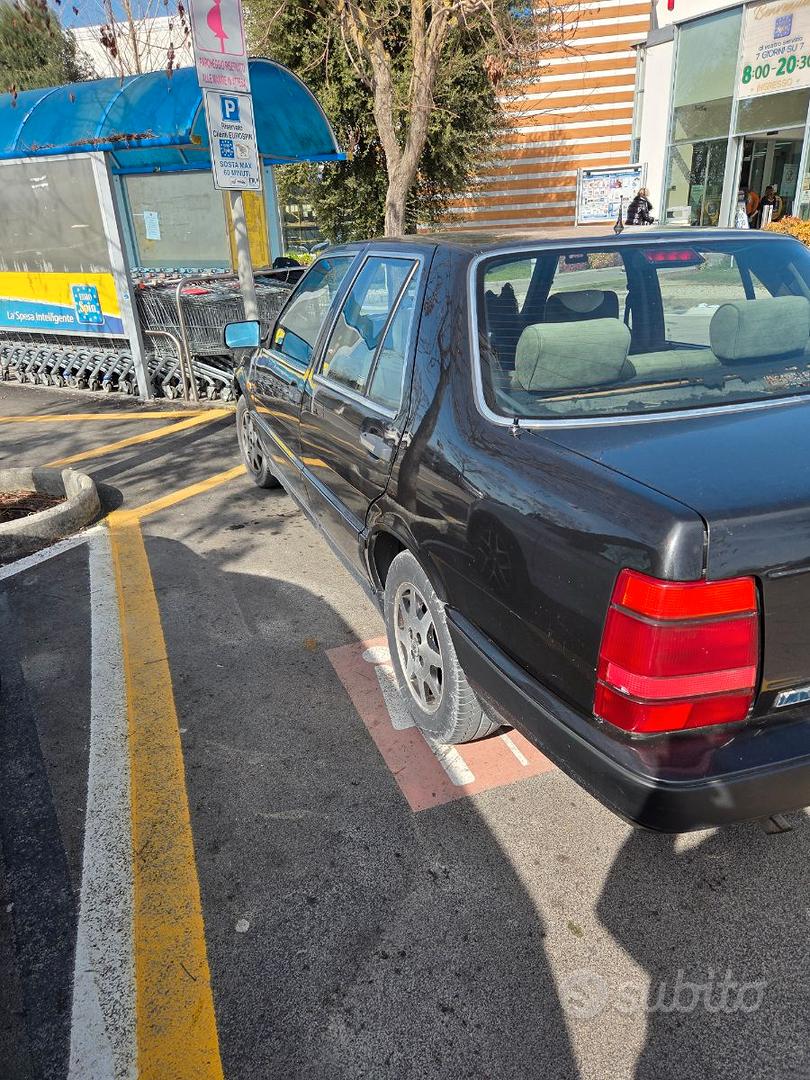 Lancia Thema 1989 photo 2