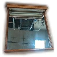 Specchiera per bagno in legno marrone con neon