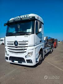 Mercedes Actros scarrabile