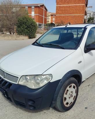 Fiat Strada 1.3 MJT Pick-up Cabina Lunga