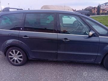 Ford Galaxy 2.2 TDI