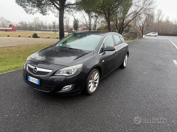 Opel Astra 1.4 16V Twinport 5 porte Enjoy