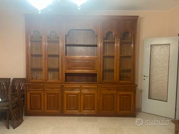 Credenza classica in legno massello