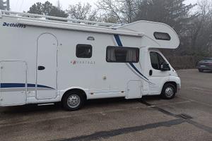 camper mansardato Dethleffs Advantage