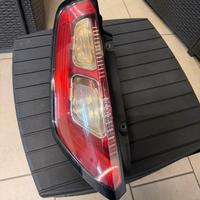 Faro posteriore Punto evo