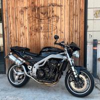 Triumph Speed Triple 955i - 2005