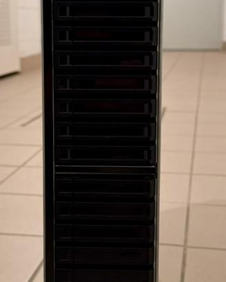 NAS Qnap TES-3085U-32Gb