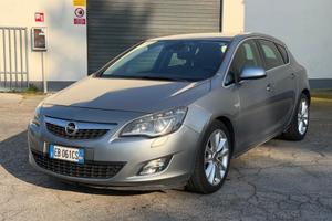Opel Astra 1.7 CDTI 110CV 3 porte Cosmo