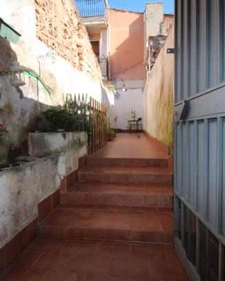 Casa Indipendente con terrazza S.G.La Punta