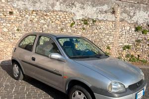 Opel Corsa 2000 Edition