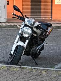 Ducati Monster 696