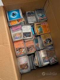 scatolone di carte Pokemon 