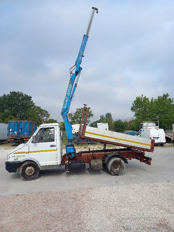 Subito Carrozzeria RAVENNATE Autocarro usato iveco daily 49.12 con