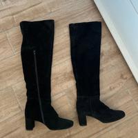 Stivali pelle scamosciata donna.Neri.Gambale alto