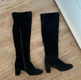 Stivali pelle scamosciata donna.Neri.Gambale alto