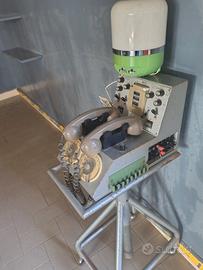 telefono vintage stazione metropolitana 