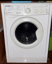 Lavasciuga Indesit 8kg perfetta – pronta all’uso
