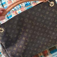 Artsy - Louis Vuitton Nuova