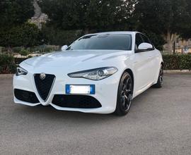 Giulia 2.2 180 cv Sport Edition