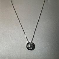 Collana punto luce oro bianco 18 kt con diamante G