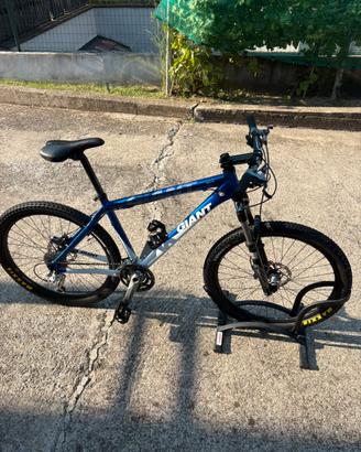 Giant XTC 3 MTB Taglia M + SPD + Sella