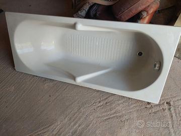 Vasca da bagno mai usata 170 x 70