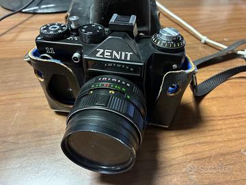 Macchina fotografica ZENIT 11