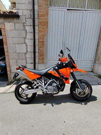 KTM 950 Supermoto